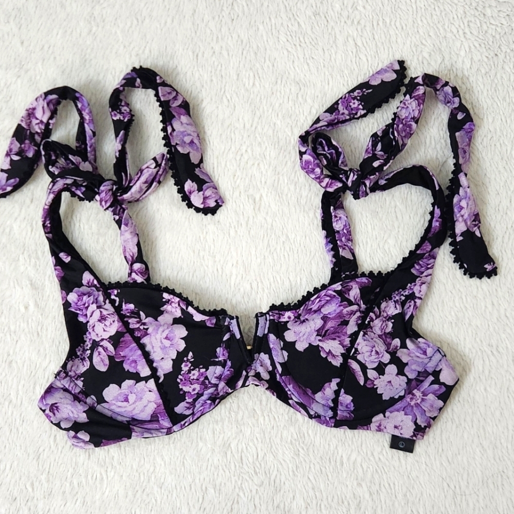 New!Beach Riot Bikini Top‎ - Picture 2 of 8